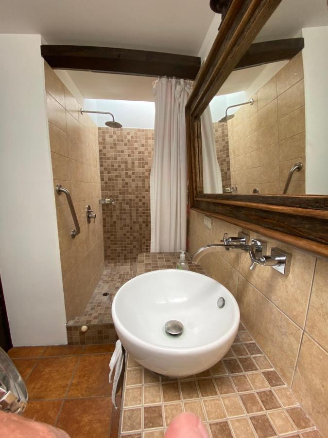 Suite Don Pedro: Hermoso Loft Con Parqueo Gratis! Antigua Exterior foto